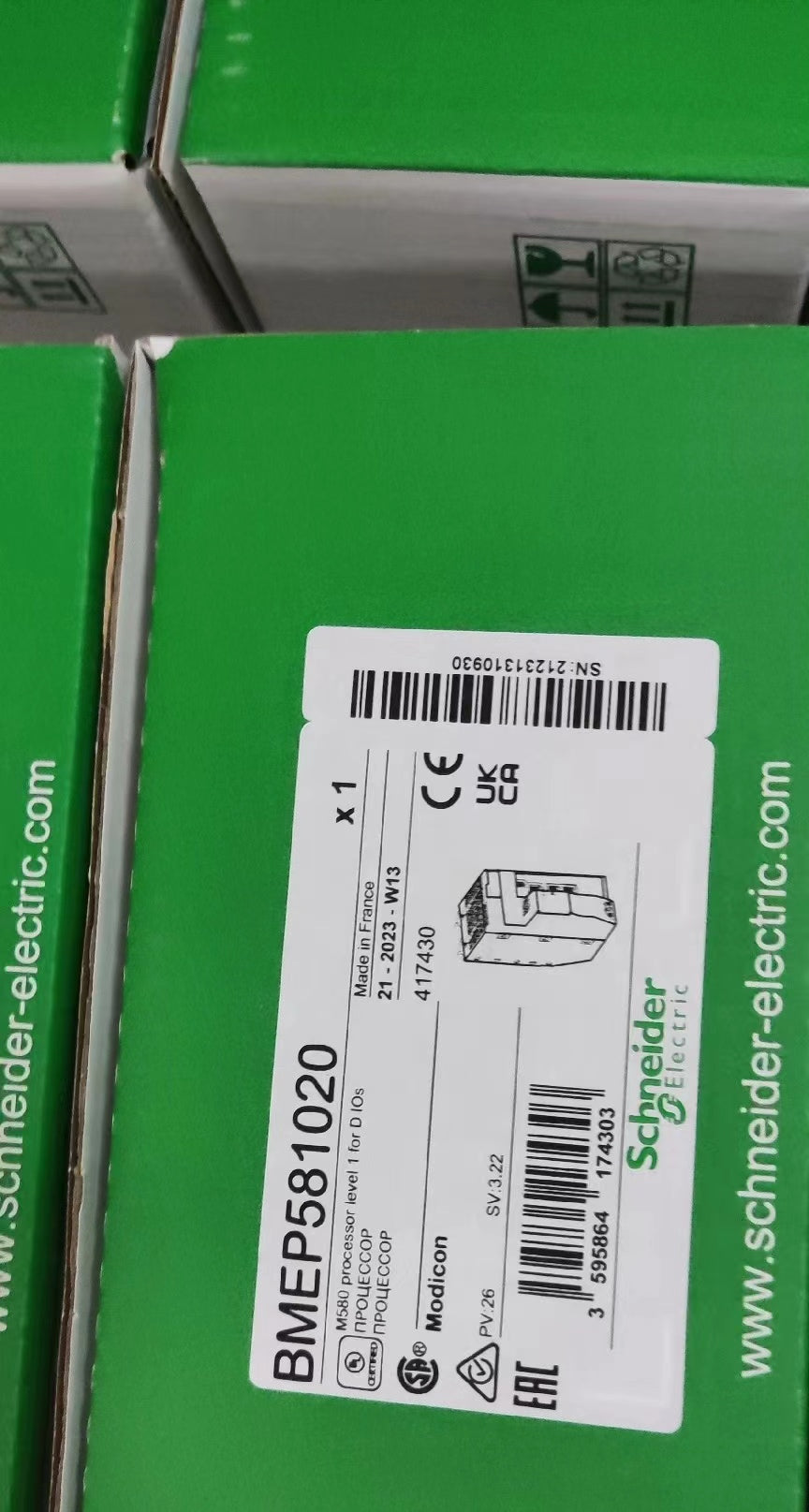 1 PC para NOVO Schneider BMEP581020 A08