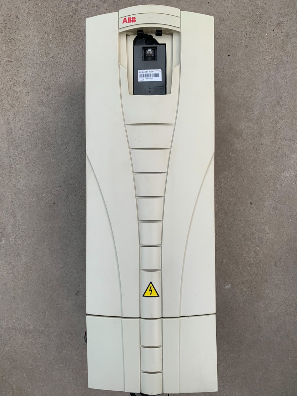 1 peça para novo ACS550-01-038A-4+B055 18,5 kW (por Fedex ou DHL)