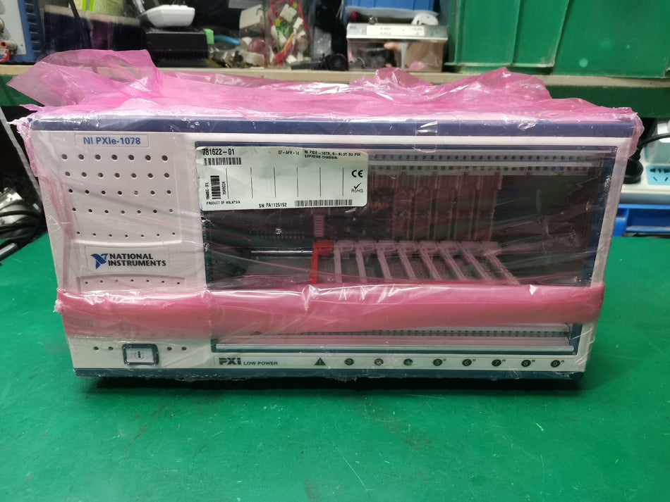 1 件用于 100% 测试 PXIE-1078 3U PXI Express，DHL 或 Fedex 发货，编号为 U525 YG