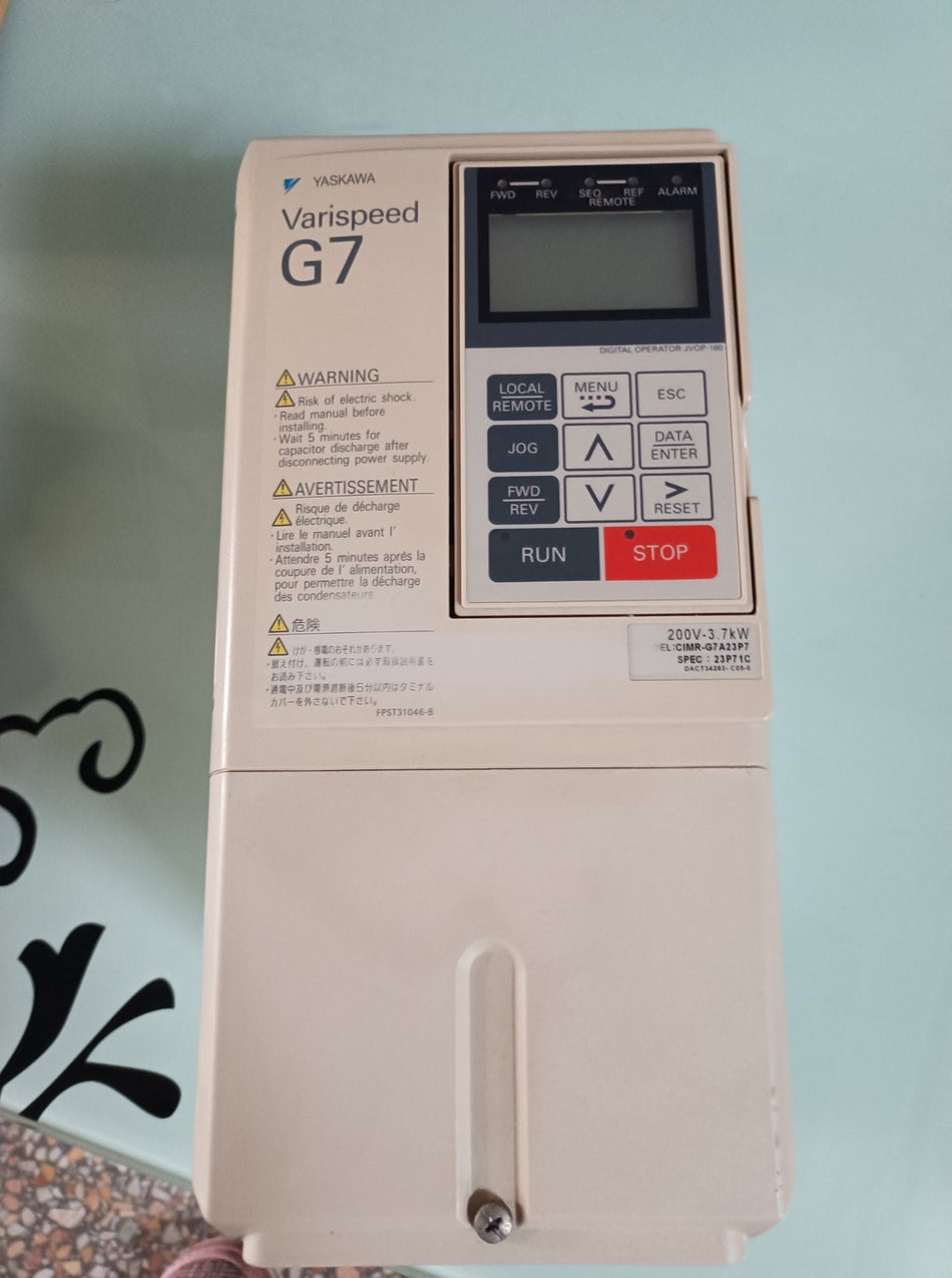 全新安川变频器 G7 变频器 CIMR-G7A23P7 3PH 200V 3.7KW