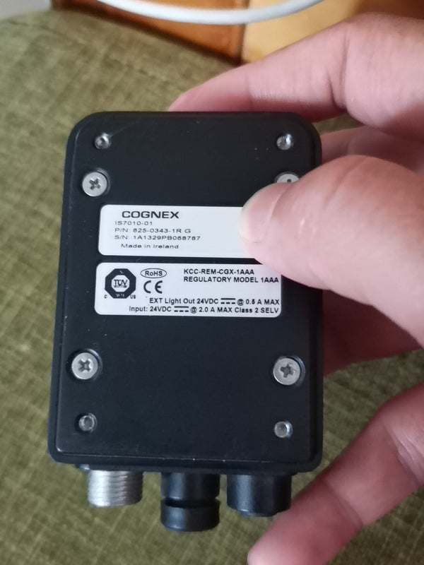 1PCS USED COGNEX IS7010-01