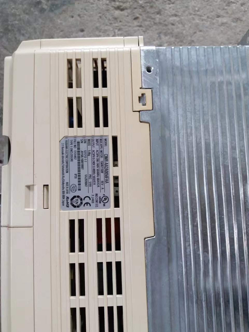 1pc Used Yaskawa inverter 11KW/15KW 220V CIMR-AA2A0056FAA