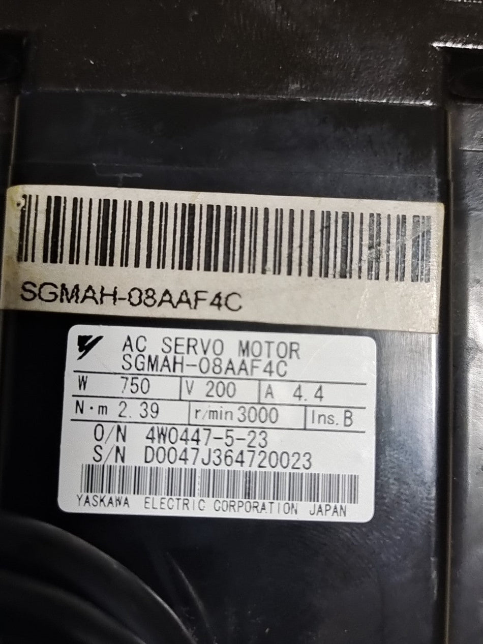 UM novo servomotor Yaskawa SGMAH-08AAF4C