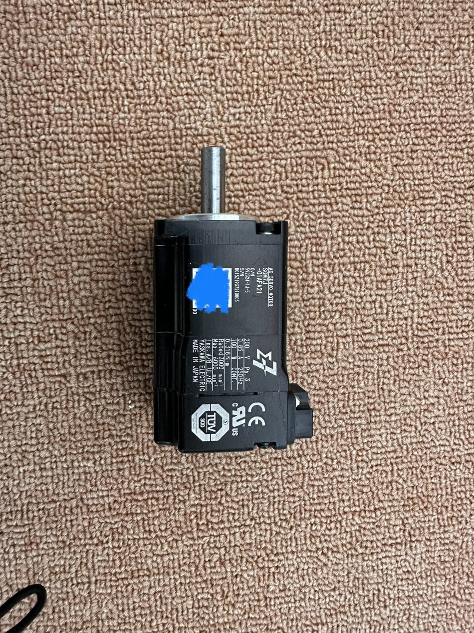 安川伺服电机 SGM7J-01AFA21 全新
