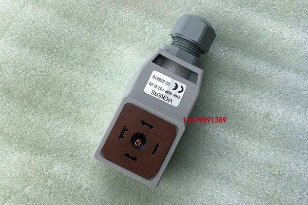 1PCS New For Vickers Plug Amplifier EHH-AMP-702-D-20 02-326010