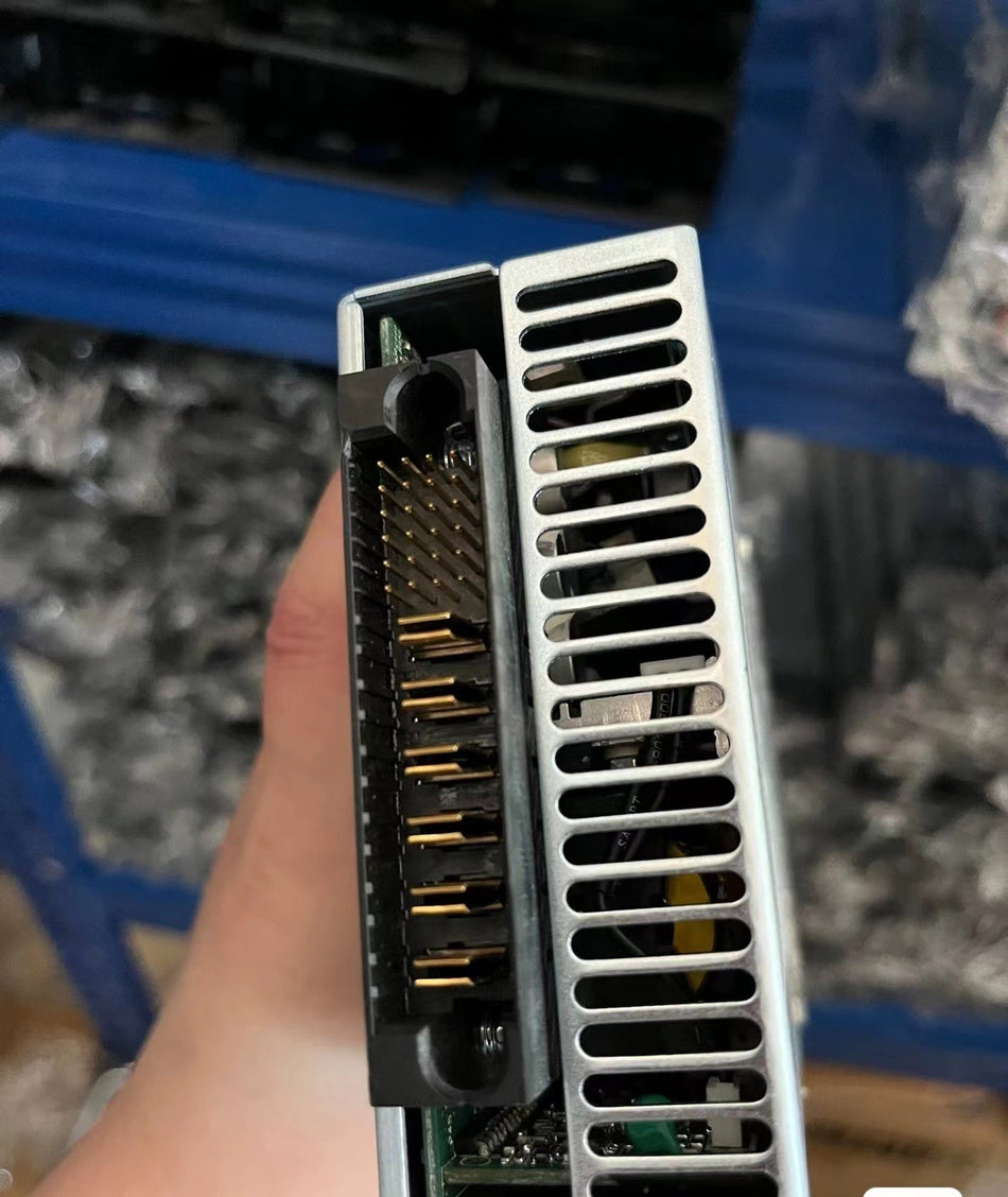 1 peça para Delta N2200-PDC-400W DC usado