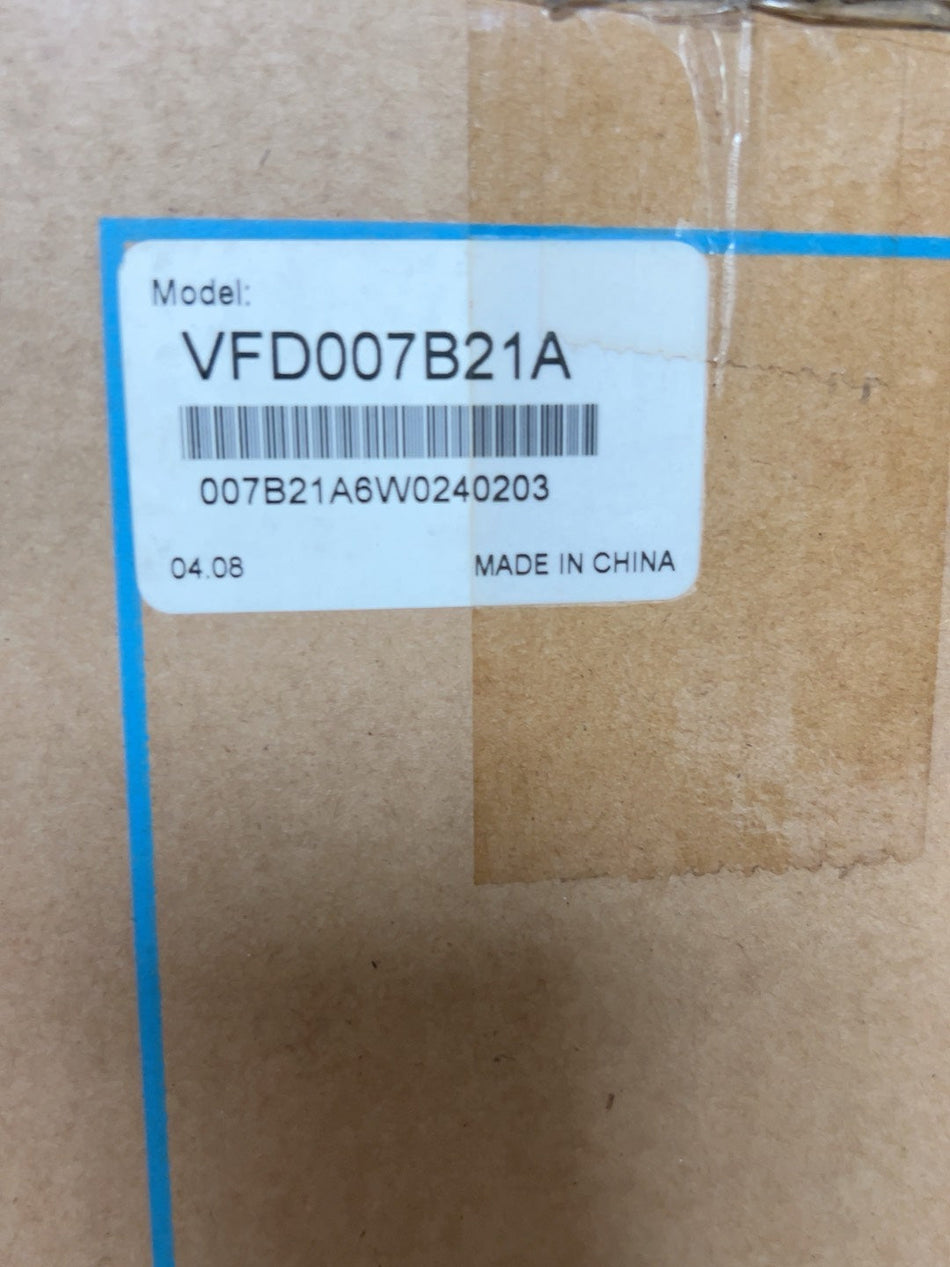 1 PC PARA Delta VFD007B21A Novo