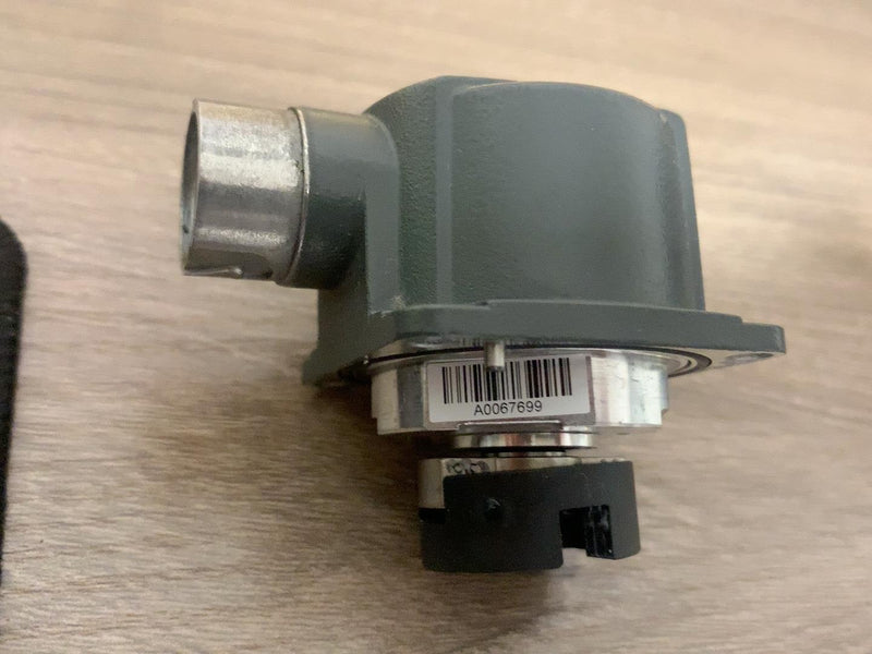 Siemens V90/V70 motor encoder HGX-0572891.0 new FedEx or DHL