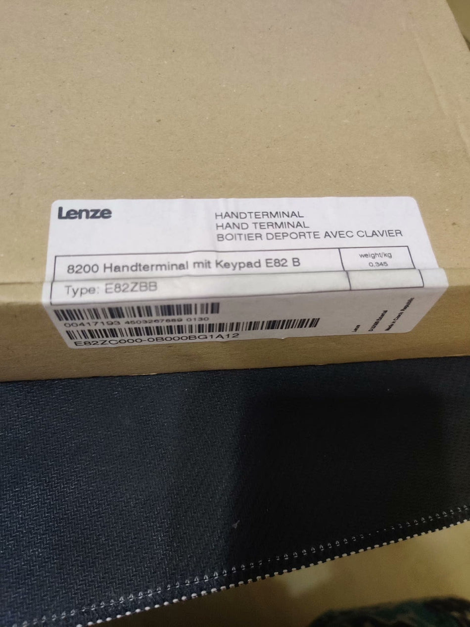 1 件全新 Lenze 8200 系列变频器操作面板 E82ZBB(DHL/FedEx)