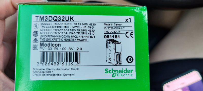 1PC New Schneider module TM3DQ32UK