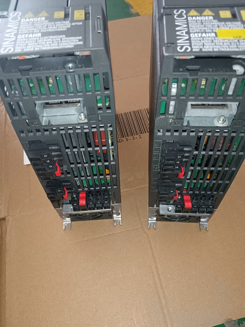 1PC Siemens 6SL3 210-1KE15-8AF1 6SL3210-1KE15-8AF1 New In Box Expedited Shipping