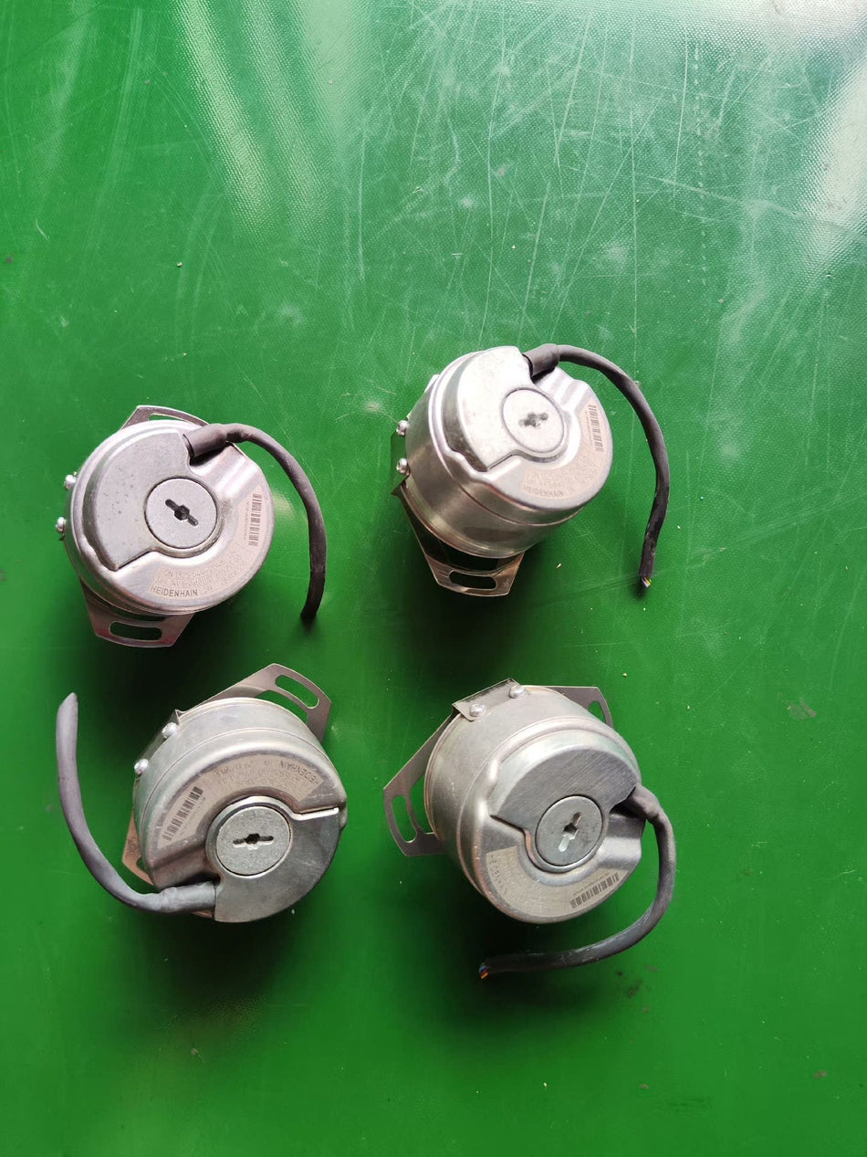 1 PC PARA Heidenhain EQN1325.049-2048 USADO EQN1325.0492048