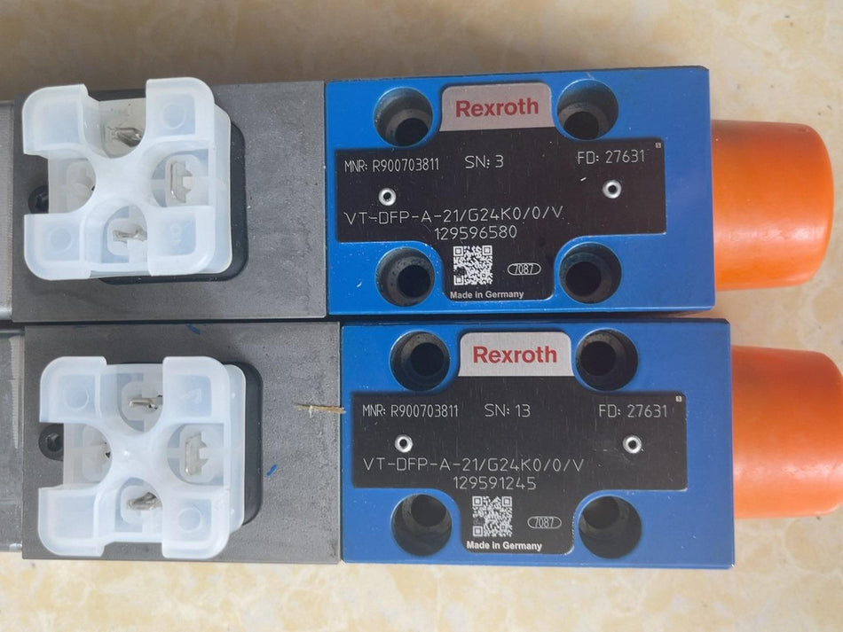 1PC For Rexroth R900703811 new A06