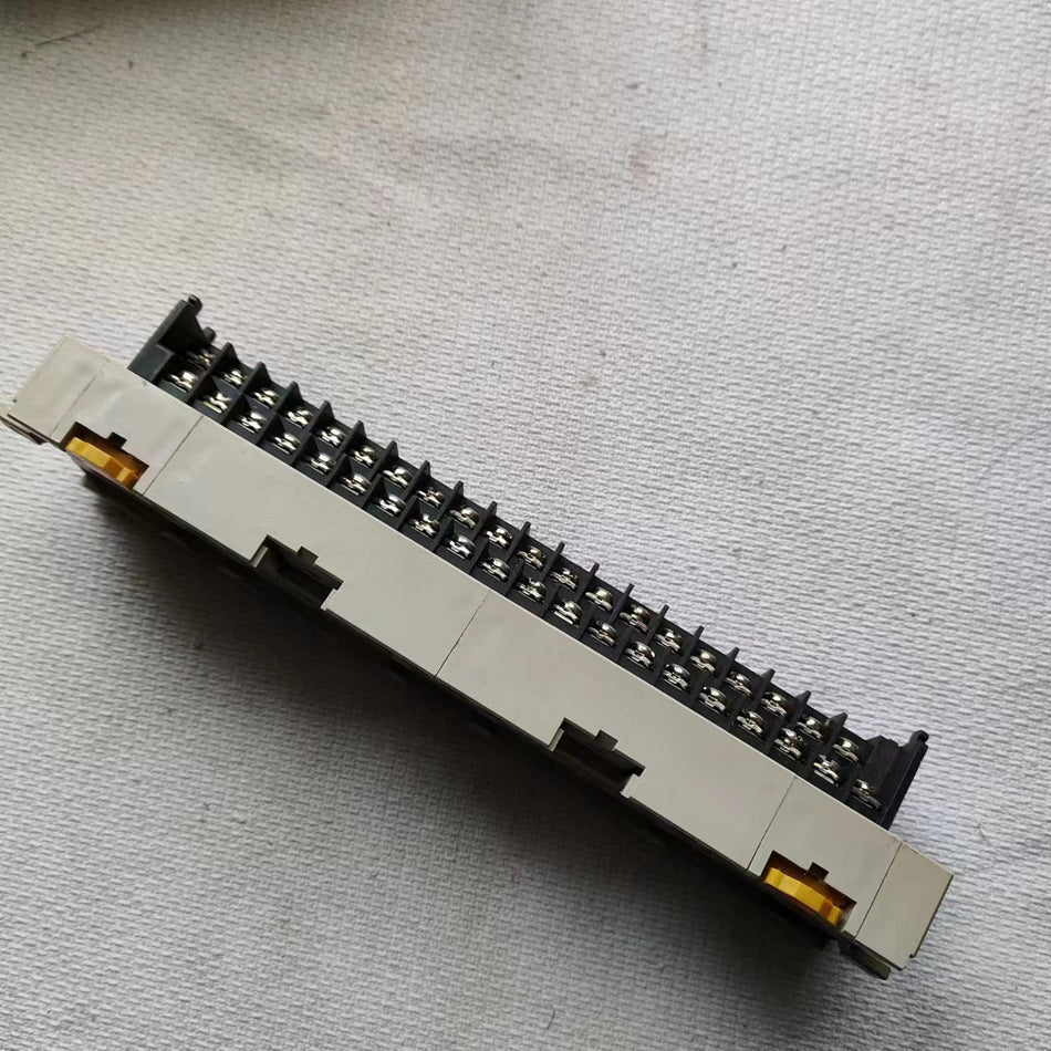 1PC for OMRON XWZB-40G5 A-4-2-009