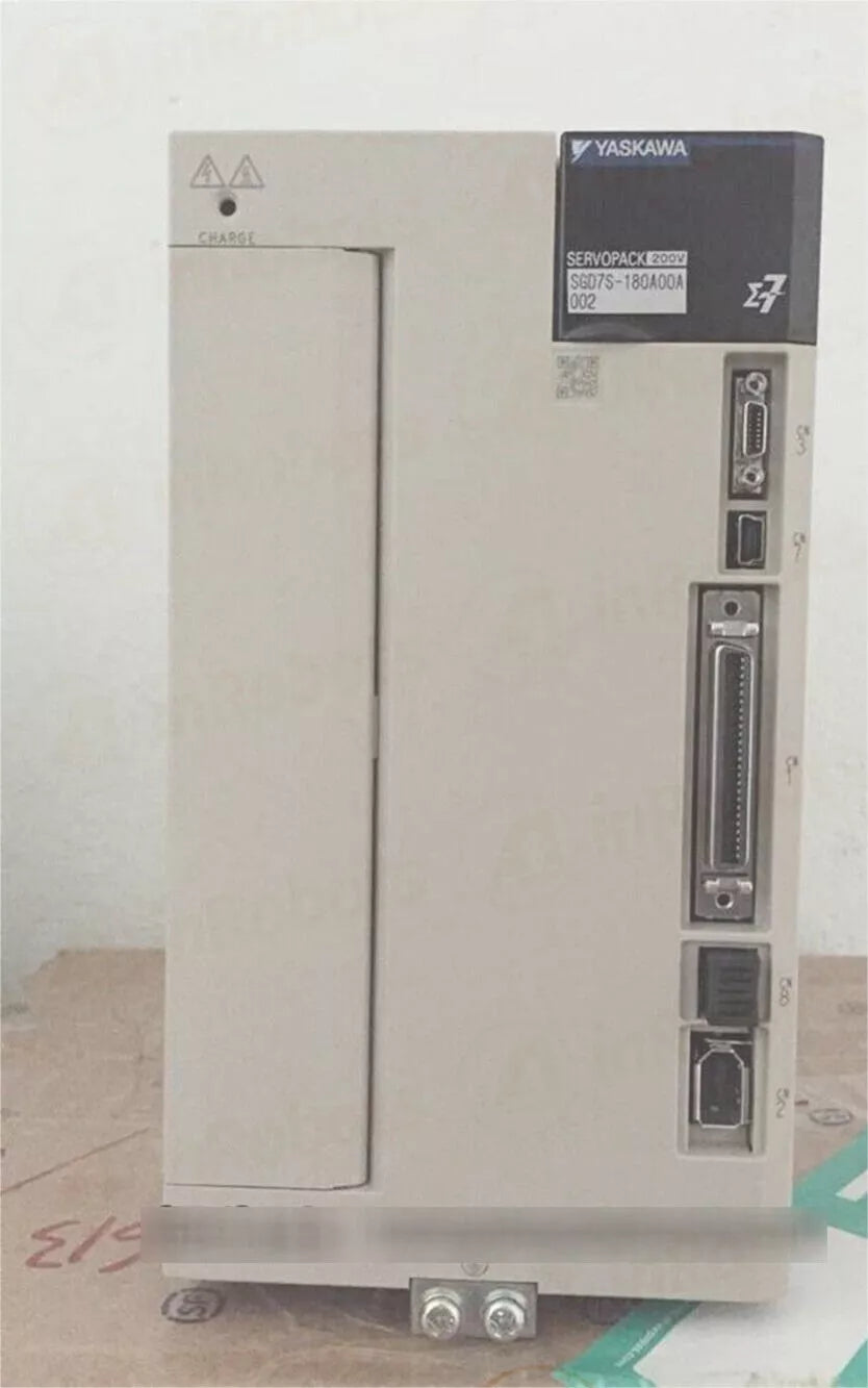 1 peça para Yaskawa SGD7S-180A00A002 usado mx1