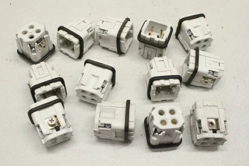 13x  700203 A4 10A 230/400V 600V 4pol Stecker Buchseneinsatz 700203