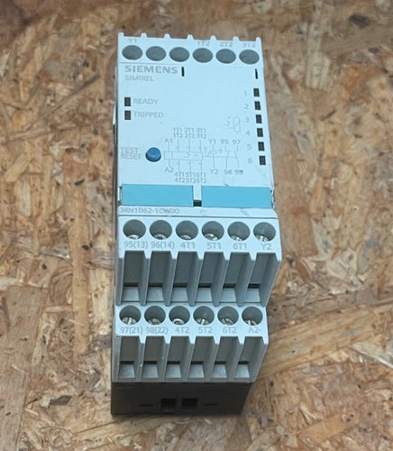 Siemens - 3RN1062-1CW00 - Thermistor Motor Protection Relay