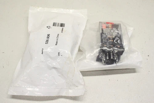 2x OMRON MKS3PI5 MKS3PI 5 26529922 Relais 536-906 OVP