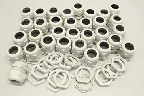 31x OBO BETTERMANN Posten Kabelverschraubung V-TECH M40X1.5