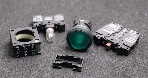 SIEMENS Leucht-Taster 3SB3221-0AA41 Farbe gr¨¹n unbenutzt in OVP