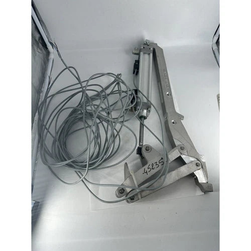 Brazo Para FZ18 Con Cilindro Neum¨¢ticos Festo DNU-32-160-PPV-A 531 102 41 10