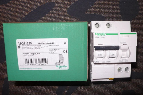 DISJONCTEUR A9F94216 DIFERENTIEL A9Q11225 SCHNEIDER ELECTRIC 16A 30mA AC 2POLOS