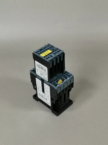 Siemens 3RH2140-2BB40 + 3RH2911-2XA31-0MA0 + 3RT2916-1BB00