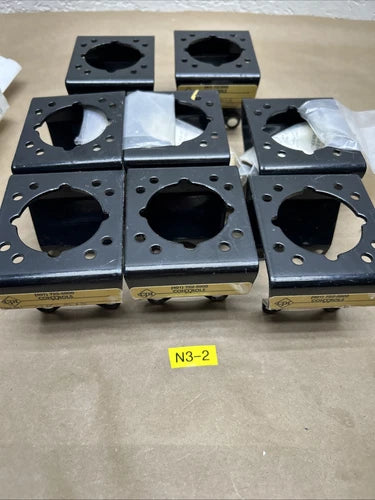 (8)WORCESTER CONTROLS FIELD MOUNTING KITS MK-012 (ONLY 2 COME WITH HARDWARE)