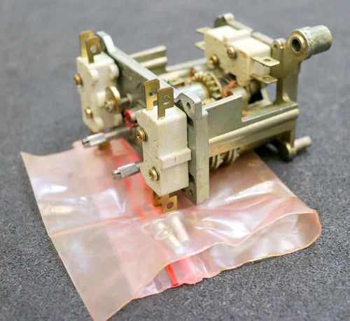 Siemens Counter W5370007 C74106-A115-B15 Weight 450g Unused