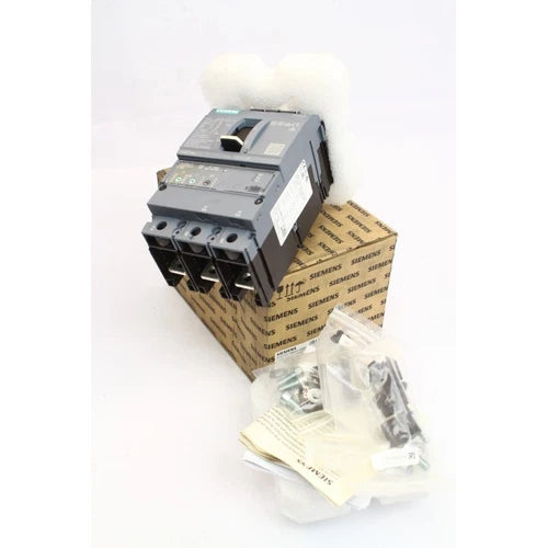 Siemens 3VA2220-5MN32-0AA0 3VA2220-5MN32-0AA0 200A Circuit Breaker (B403)