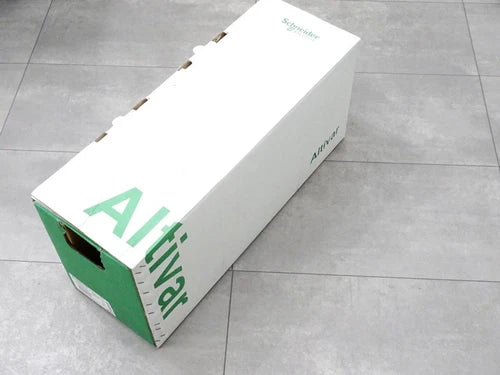 Schneider Electric Frequenzumrichter Altivar 15kW ATV630D15N4 070138 / Neu OVP