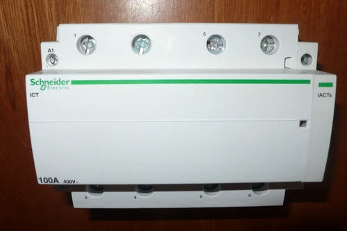 CONTACTEUR 4P 100A 4contact fermeture A9C20884 SCHNEIDER ELECTRIC 220V 100AMPERE