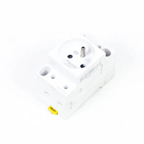 SCHNEIDER ELECTRIC A9A15306, Soquete Modular: PC 16A | ID2706 | PLC2DAY Usado i...