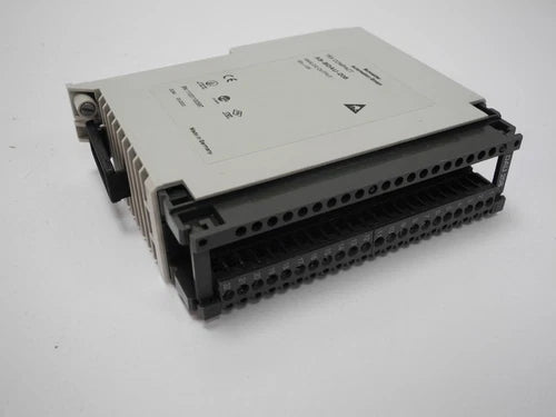施耐德自动化公司 TSX Compact DAU 208 AS-BDAU-208 模拟输出顶部 Zustand