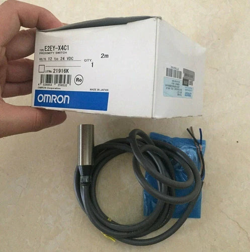 1PC Omron E2EY-X4C1 Proximity Sensors E2EYX4C1 New In Box Fast Shipping