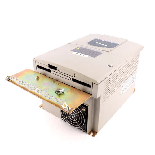 Schneider ATV28HU90N4 5.5KW  Altivar28 Square D  Variable Frequency AC Drive 380