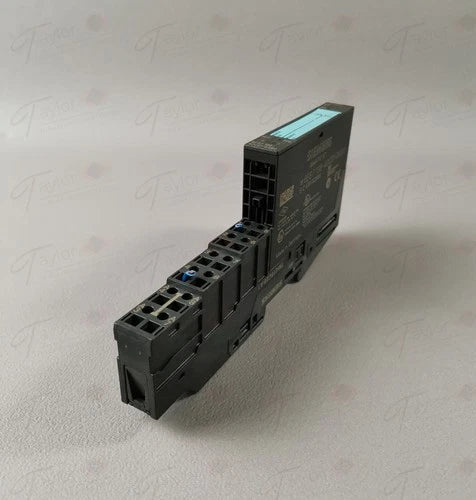 Siemens 6ES7 138-4DC01-0AB0 / Siemens 6ES7138-4DC01-0AB0 mit Sockel