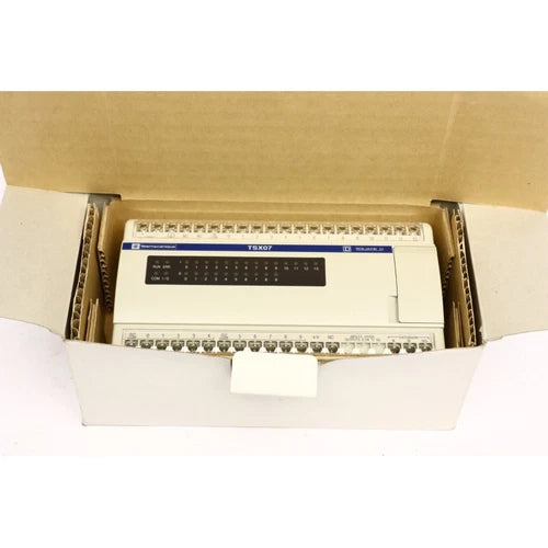 Schneider Automation 043894 TSX 07 21 2402 Programmable Controller Old s (B1302)