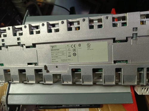 SCHNEIDER BMEXBP0602，06 槽 ETH 背板，FACTURA GARANT？有发票