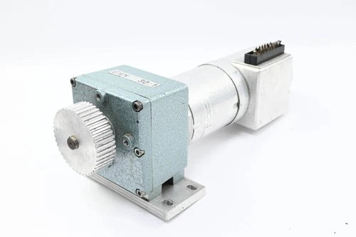 Siemens Motor 1AD8050-0L (1AD8 050-0L) Includes Gearbox