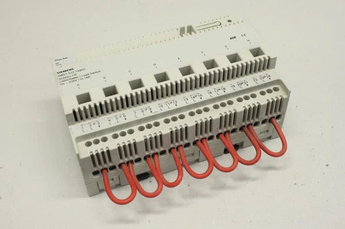 SIEMENS 5WG1512-1AB01 instabus EIB N 512 8x 16A 230V load switch 5WG15121AB01