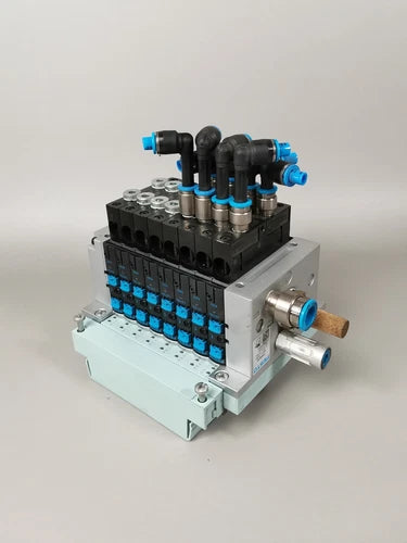 Festo CPV14-VI 18210 + 8 x 161362 + Siemens 6ES7 148-4EB00-0AA0