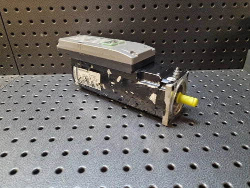 Elau Schneider Electric ILM0702P02F0000 Servomotor #1