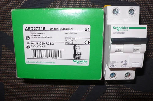 DISJONCTEUR DIFFERENTIEL 16A 30mA SI 施耐德电气 A9D27216 16AMP。 PC10KA