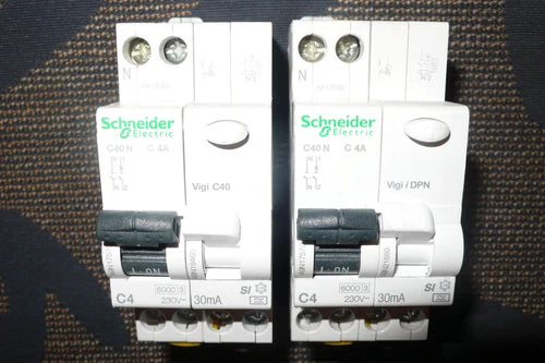 DISJONCTEUR DIFFERENTIEL 32A 30mA SCHNEIDER ELECTRIC TYPE A, SI, 2POLES 32AMPERE