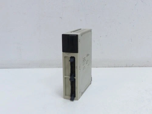 Schneider Electric TSX Premium TSXDSY32T2K 32Q 24VDC 0,1A TR.BLK 顶部支架