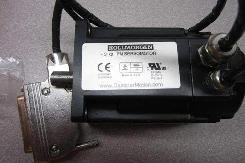 NEW KOLLMORGEN AKM21C-EFMN2-01 PM SERVOMOTOR AKM21CEFMN201