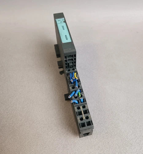 Siemens 6ES7 135-4FB00-0AB0 inkl. Sockel
