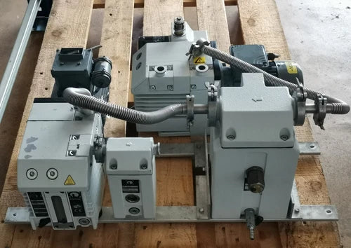 Oerlikon Leybold Vacuum / Lafert AM71ZBA4 + OF4-25 + AF4-8 + S4B + D4B