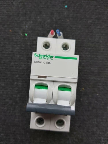 施耐德 iC65N C16A